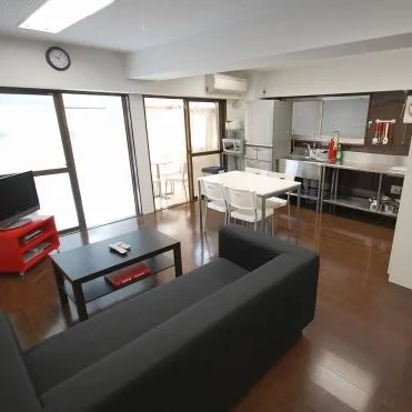 T-ドゥムレ千駄木