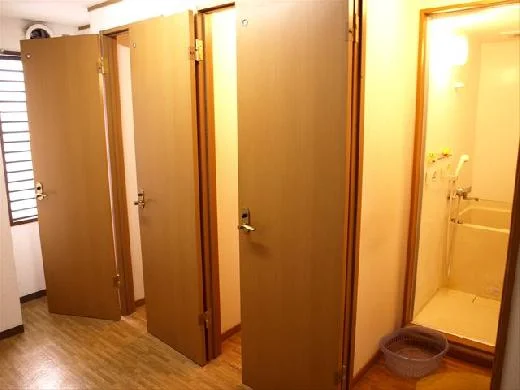 女性専用シャワーあり。