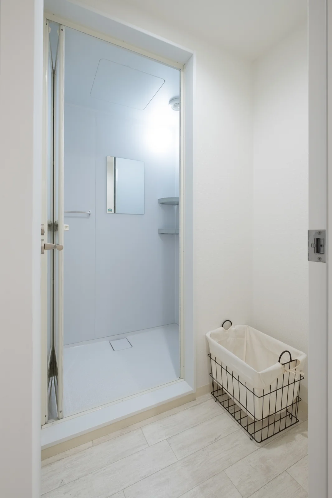 各フロア2台ご用意しています。女性専用あり。