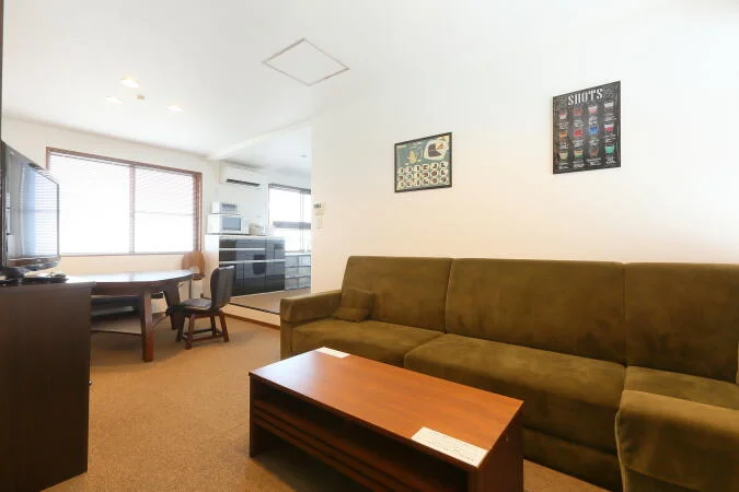 T-C’s(Si:s) share玉造