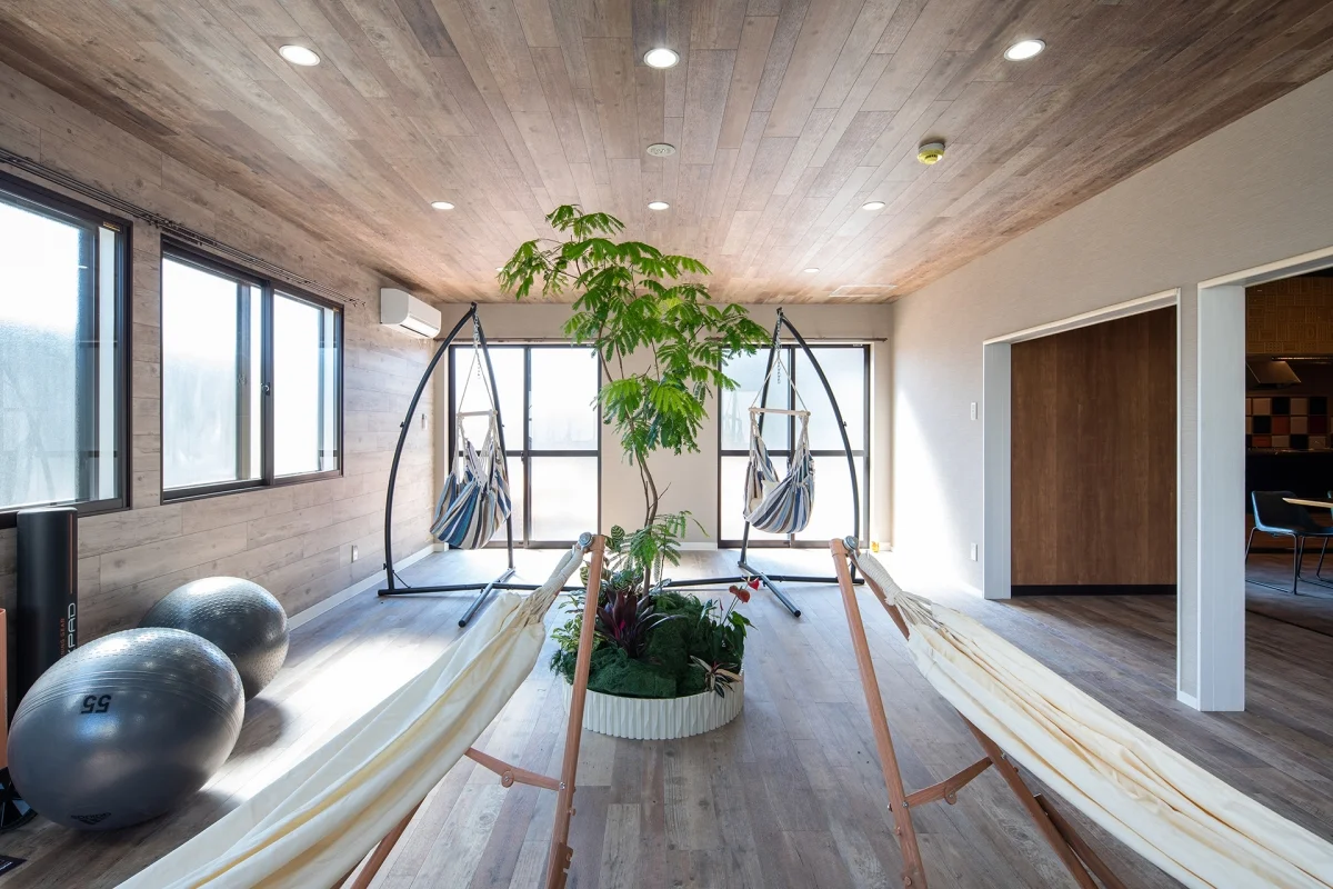 T-SHARE HOUSE 180° 柏北
