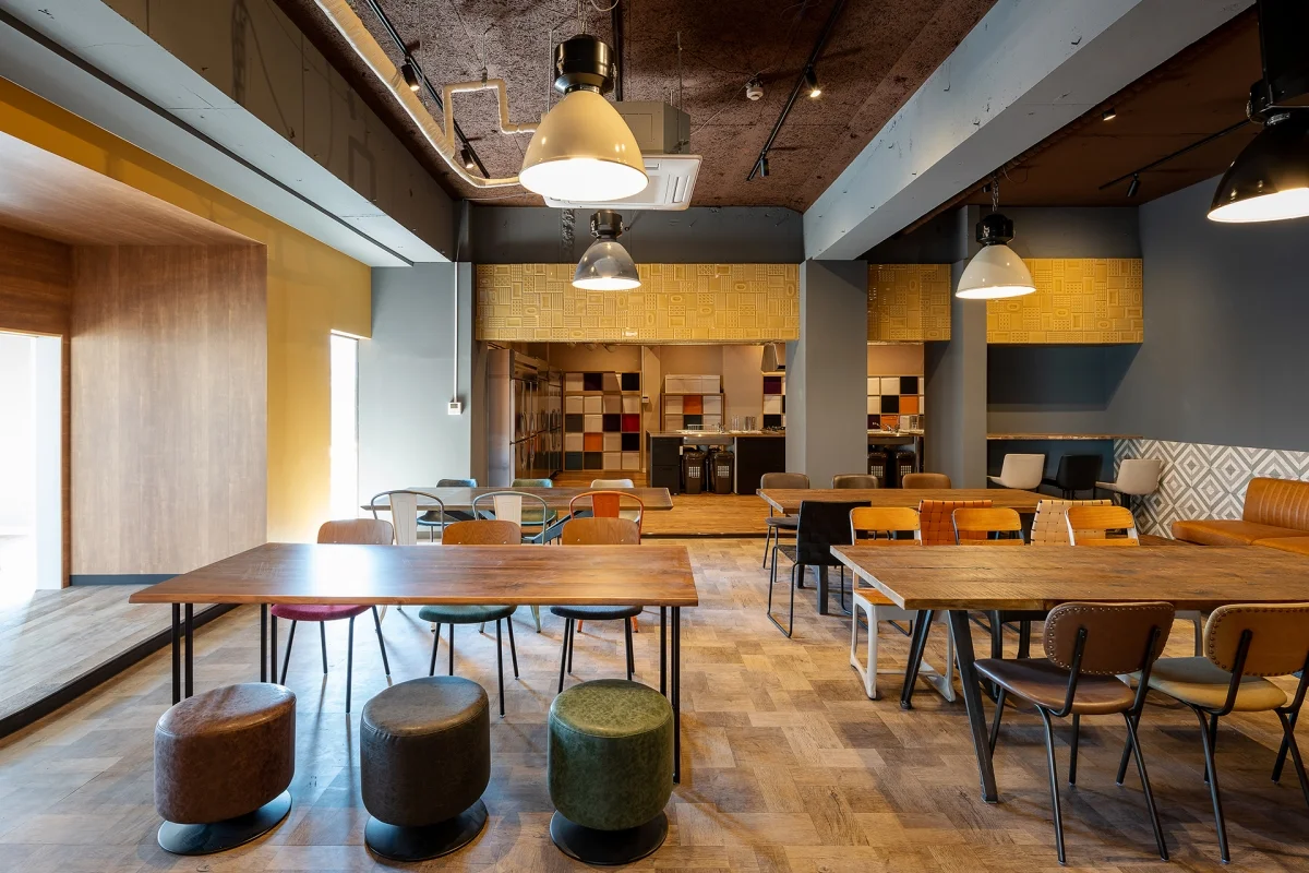 T-SHARE HOUSE 180° 柏北