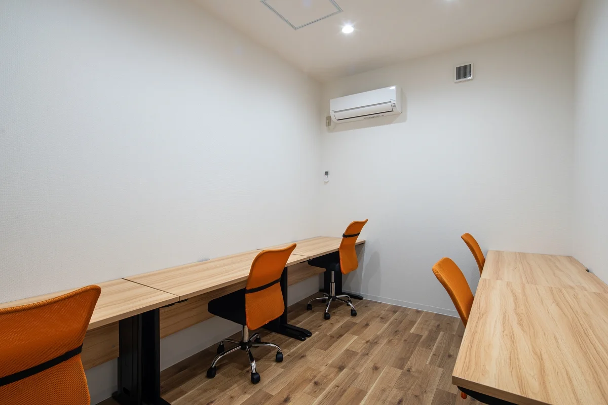 T-SHARE HOUSE 180° 柏北