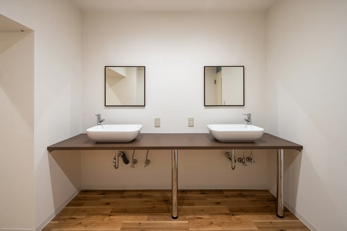 T-SHARE HOUSE 180° 柏北