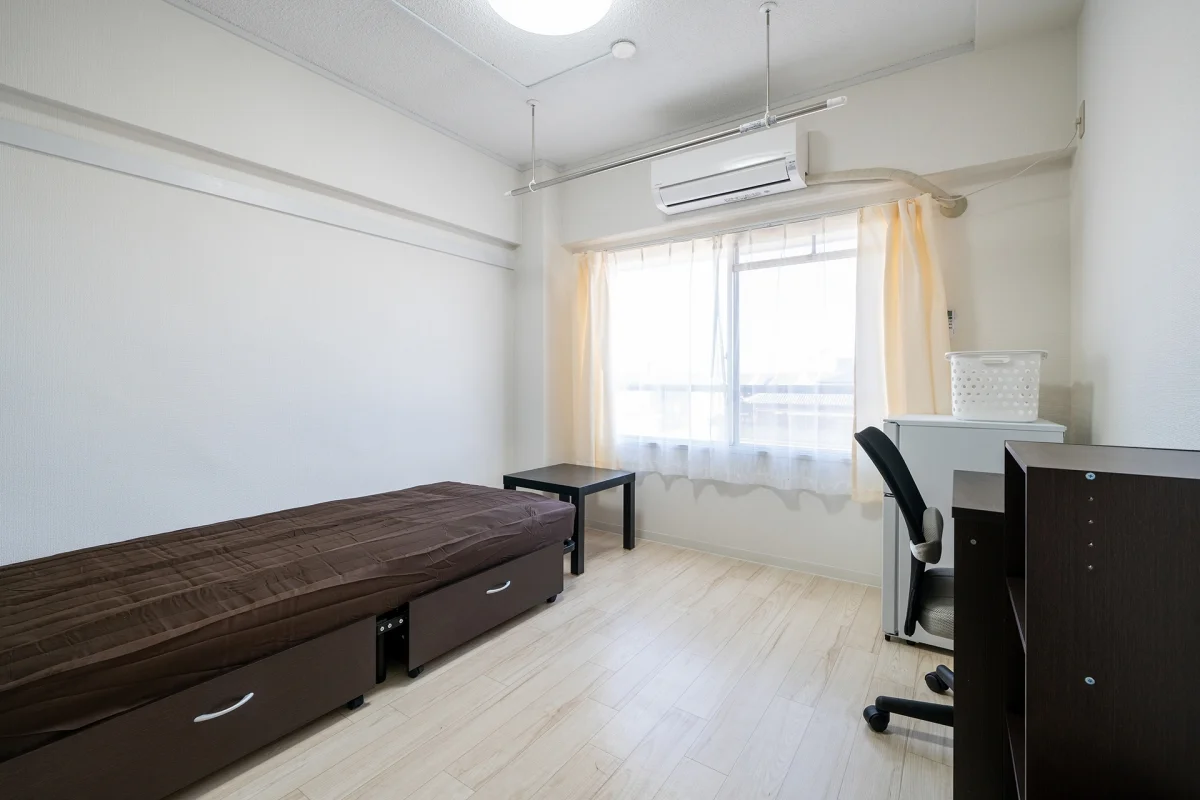 T-SHARE HOUSE 180° 柏北