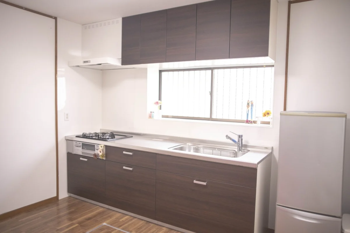 T-KAJICO’S SHARE HOUSE