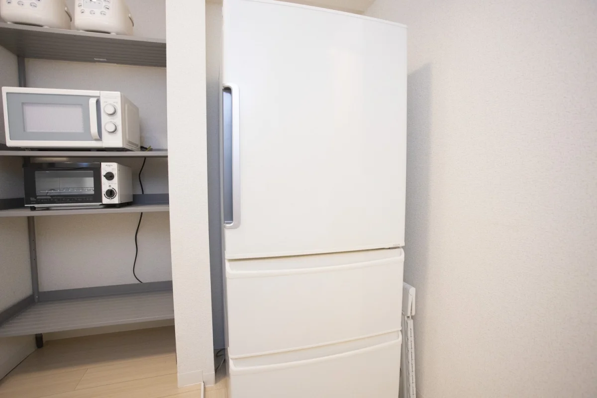 冷蔵庫と家電の様子