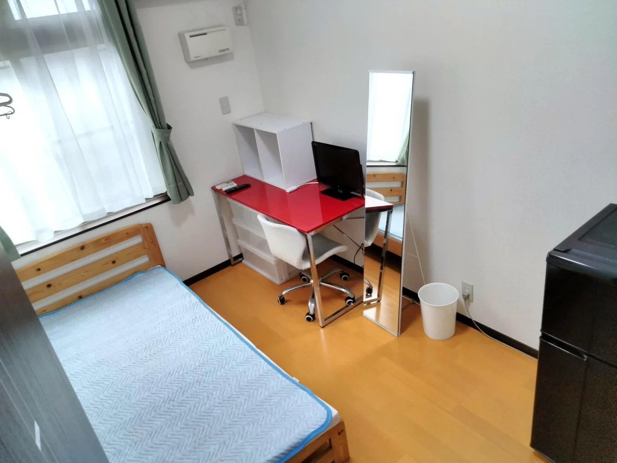 全部屋家具家電、ロフト付き