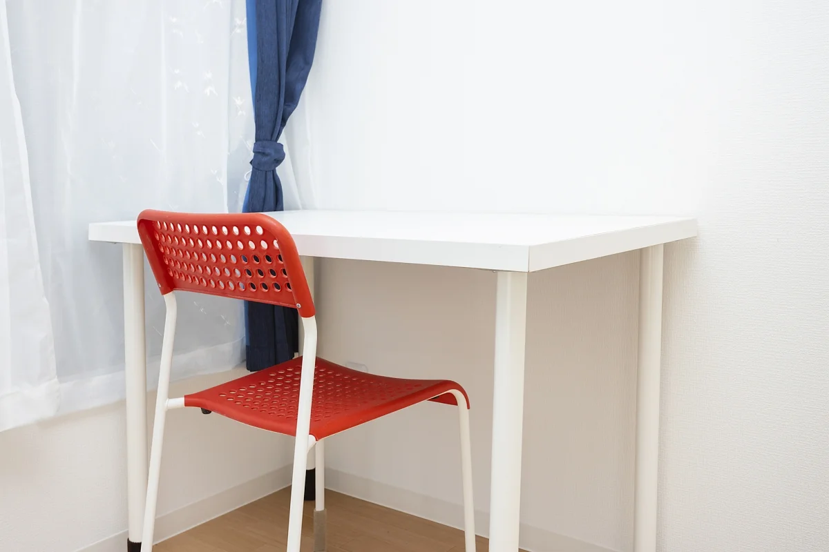 全部屋に机・椅子も完備