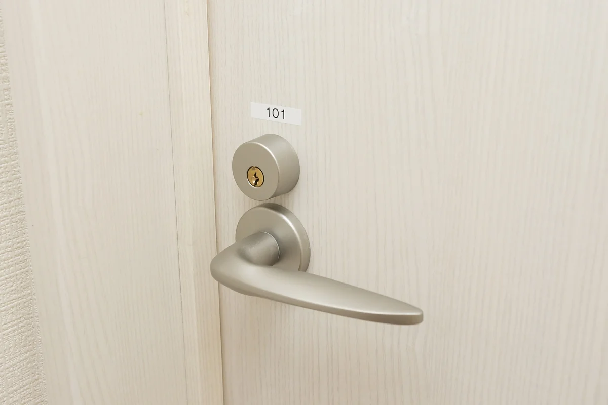 全部屋鍵付き
