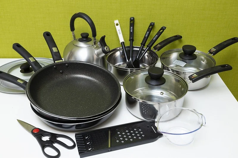 食器・調理器具一式完備