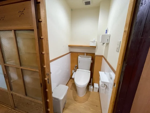 リビング横のトイレです。