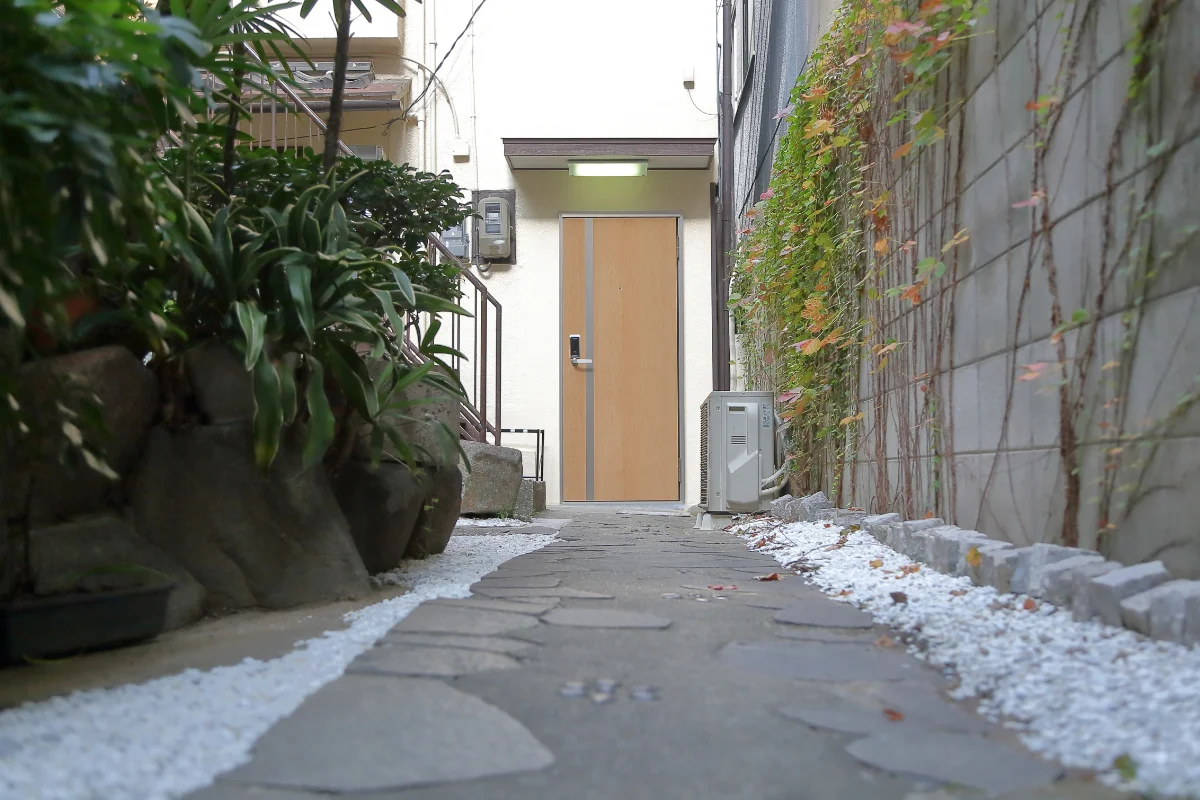 T-AZITO 上本町