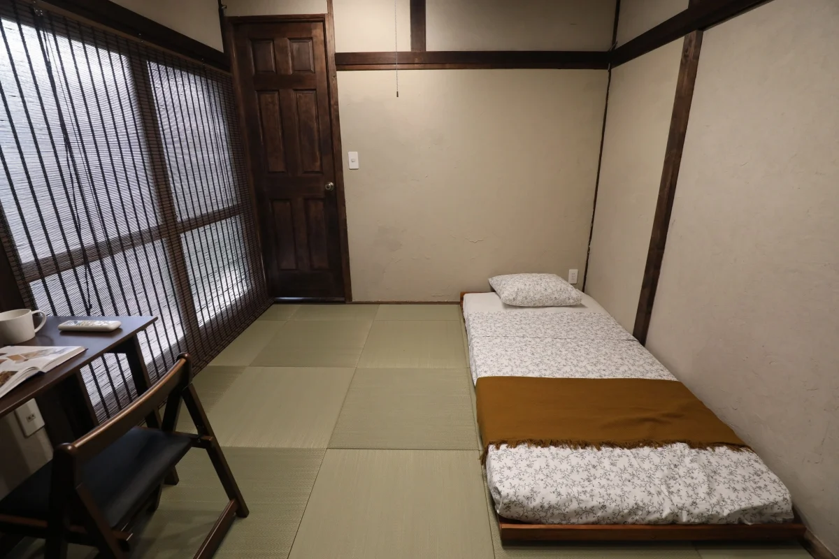 102号室
