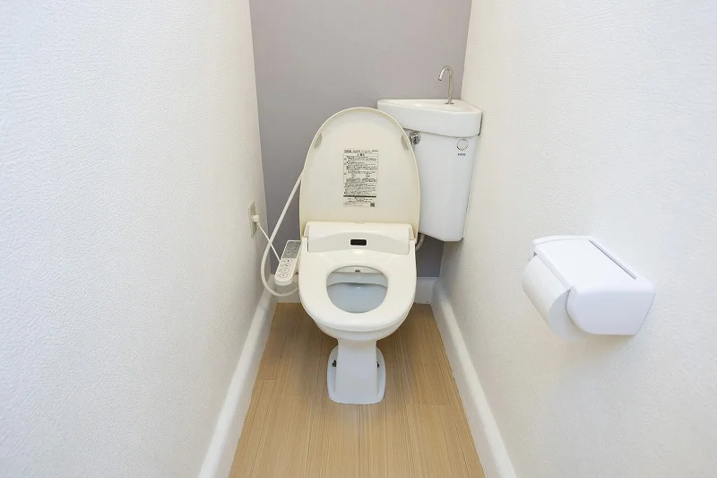 ウォシュレット付き洋式トイレ