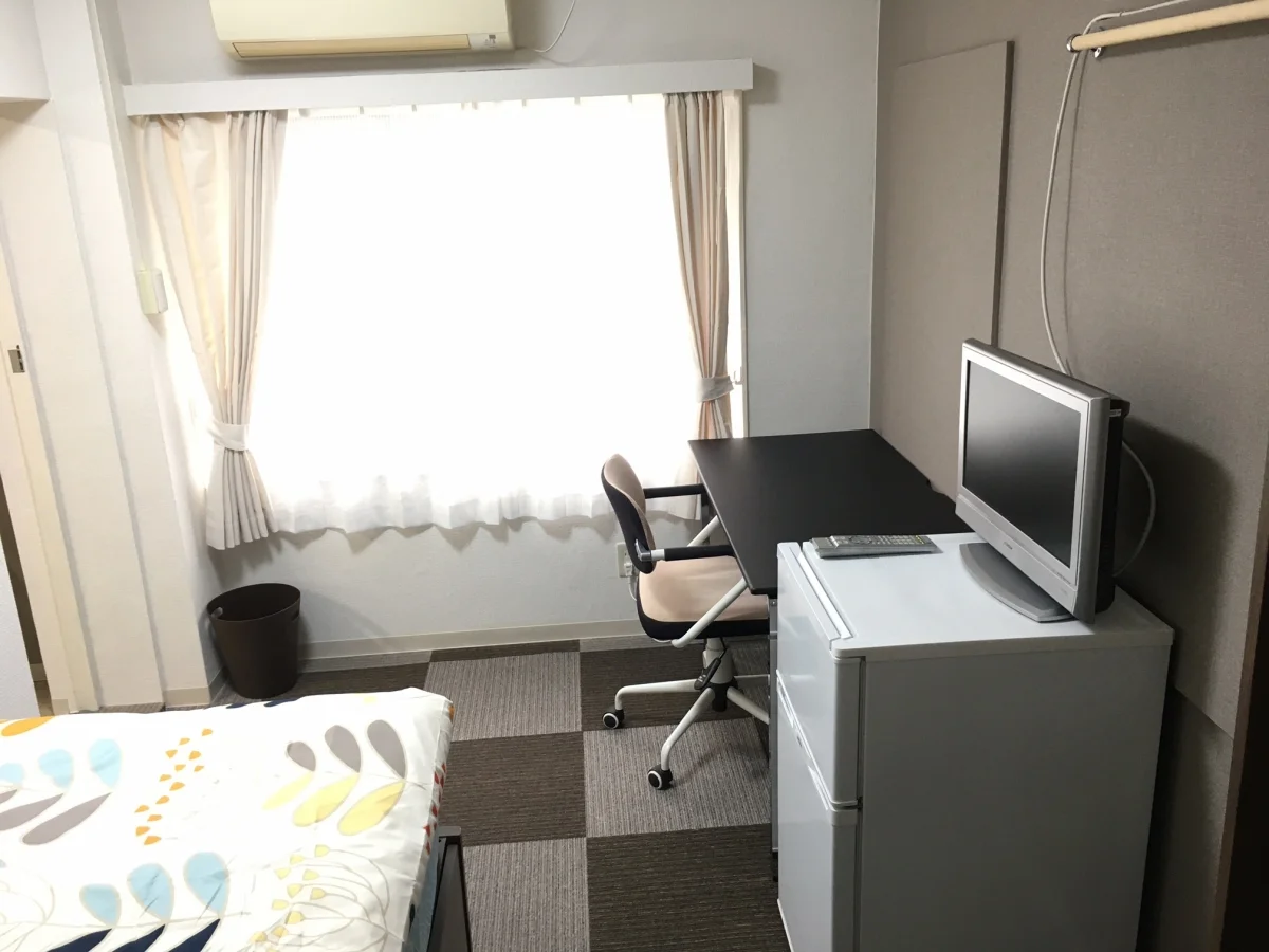 4ヶ月以上入居の方初月家賃1万円のみ