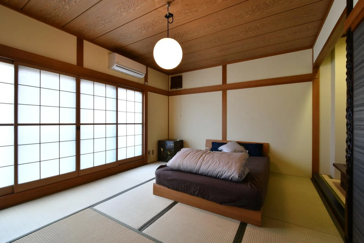T-階 ~kizahashi~ south Osaka